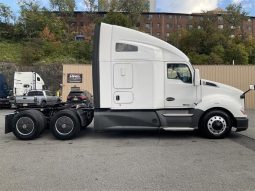 Used 2019 Kenworth T680 Sleeper in North Bergen New mexico