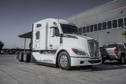 New 2025 Kenworth T680 Sleeper in Tolleson Arizona