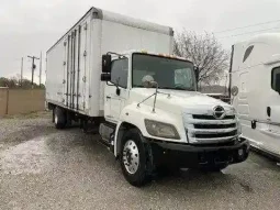 Used 2014 Hino 268A Box Truck in Dupo Illinois