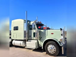 Used 2017 Peterbilt 389 Sleeper in Hazelwood Missouri