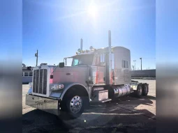 Used 2017 Peterbilt 389 Sleeper in Hazelwood Missouri