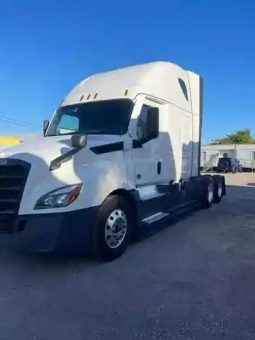 Used 2021 Freightliner Cascadia 126 Sleeper in Miami Florida