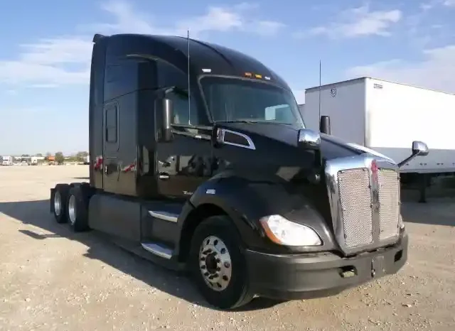 
								Used 2019 Kenworth T600 Sleeper in Dupo Illinois full									