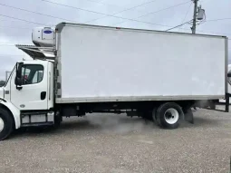 Used 2015 Freightliner BUSINESS CLASS M2 106 Reefer Truck in Dupo Illinois