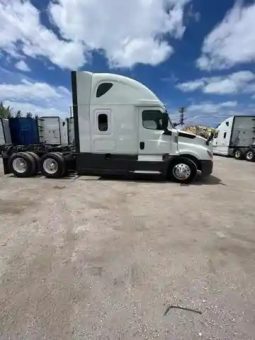 Used 2019 Freightliner Cascadia 126 Sleeper in Miami Florida