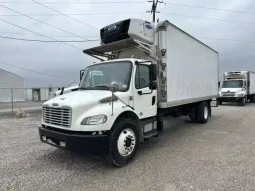 Used 2015 Freightliner BUSINESS CLASS M2 106 Reefer Truck in Dupo Illinois