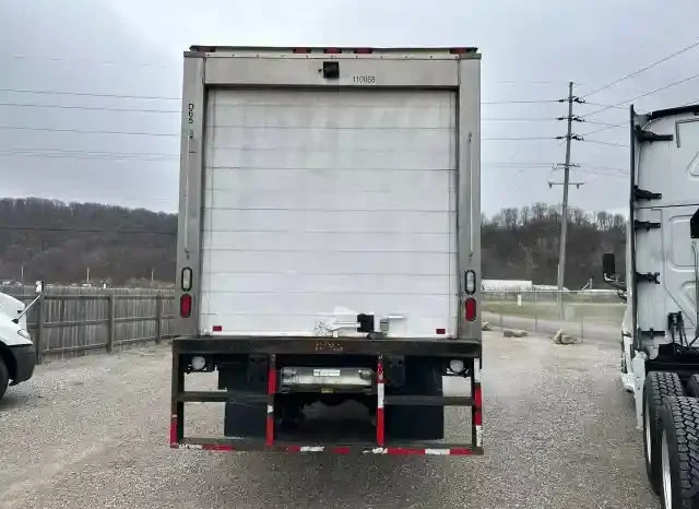 
								Used 2015 Freightliner BUSINESS CLASS M2 106 Reefer Truck in Dupo Illinois full									