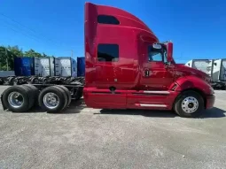 Used 2017 International Prostar Sleeper in Miami Florida