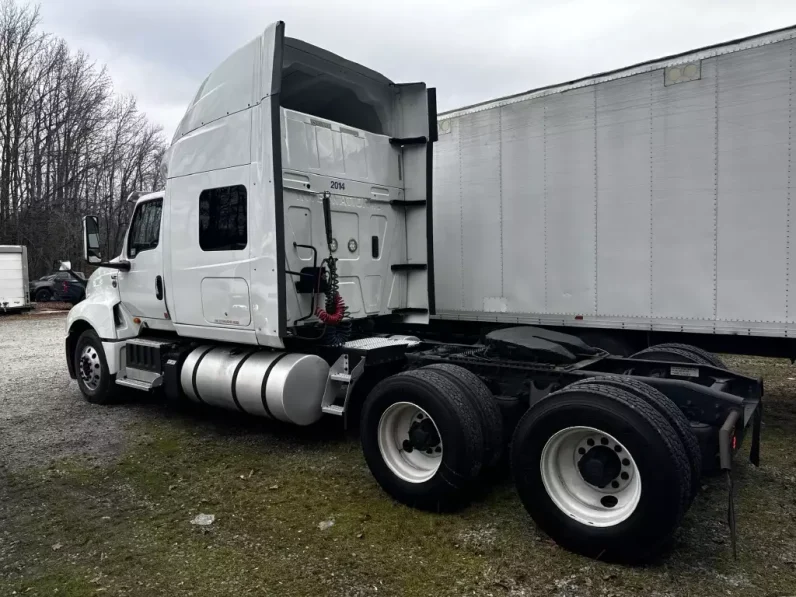 
								Used 2019 International LT Sleeper in Greensboro North Carolina full									