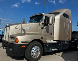 Used 2005 Kenworth W900L Sleeper in Chesapeake Virginia