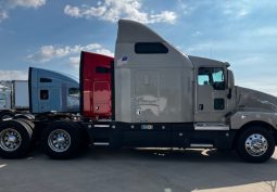 Used 2005 Kenworth W900L Sleeper in Chesapeake Virginia