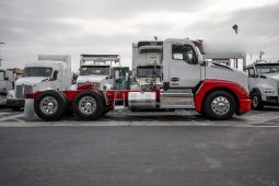 New 2025 Kenworth T680 Day Cab in Montebello California