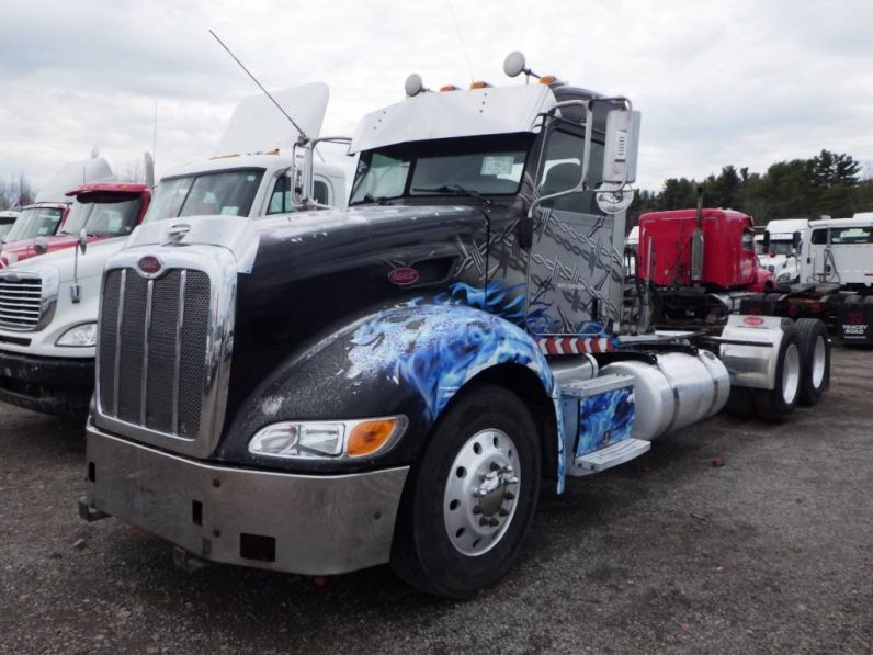 
								Used 2008 Peterbilt 386 Day Cab in Orlando Florida full									