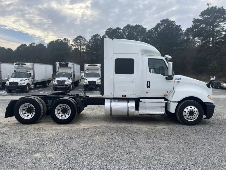 
								Used 2019 International LT Sleeper in Greensboro North Carolina full									