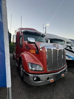 Used 2019 Peterbilt 579 Sleeper in Hialeah Florida