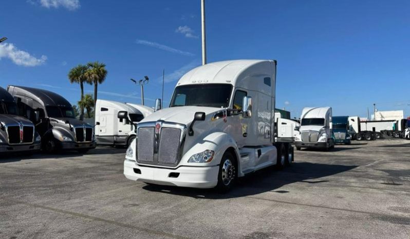 
								Used 2021 Kenworth T600 Sleeper in Miami Florida full									