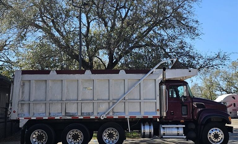 
								Used 2006 Mack Granite Dump Truck in Orlando Florida full									