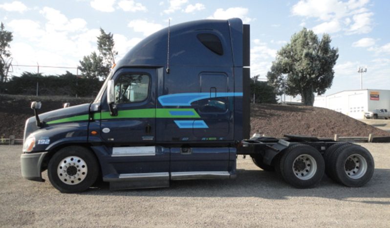 
								Used 2011 Freightliner Cascadia Sleeper in Boise Idaho full									