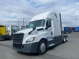 Used 2020 Freightliner Cascadia 126 Sleeper in North Bergen New Jersey