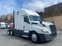 Used 2020 Freightliner Cascadia 126 Sleeper in North Bergen New Jersey