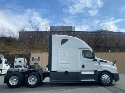 Used 2020 Freightliner Cascadia 126 Sleeper in North Bergen New Jersey