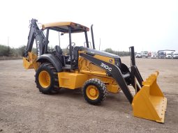 Used 2001 JOHN DEERE 310G 4X4 Construction Equipment in Laredo Texas