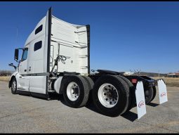 Used 2022 Volvo VNL64T760 Sleeper in Springdale Arkansas