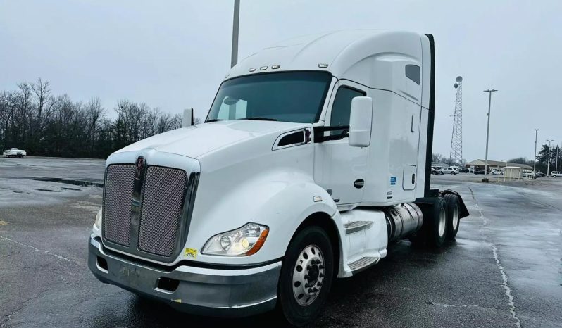 
								Used 2018 Kenworth T680 Sleeper in Linden New Jersey full									