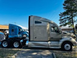 Used 2019 Kenworth T600 Sleeper in Linden New Jersey