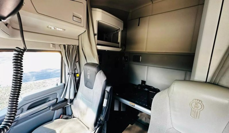 
								Used 2019 Kenworth T600 Sleeper in Linden New Jersey full									