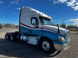 Used 2017 Freightliner Cascadia Sleeper in Linden New Jersey