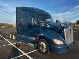 Used 2020 Kenworth T600 Sleeper in Linden New Jersey