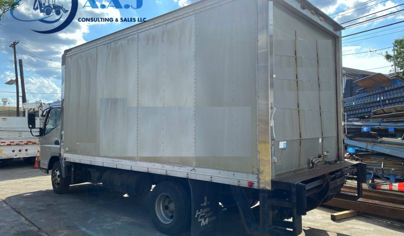 
								Used 2005 Mitsubishi Fuso FE649 Box Truck in Newark New Jersey full									