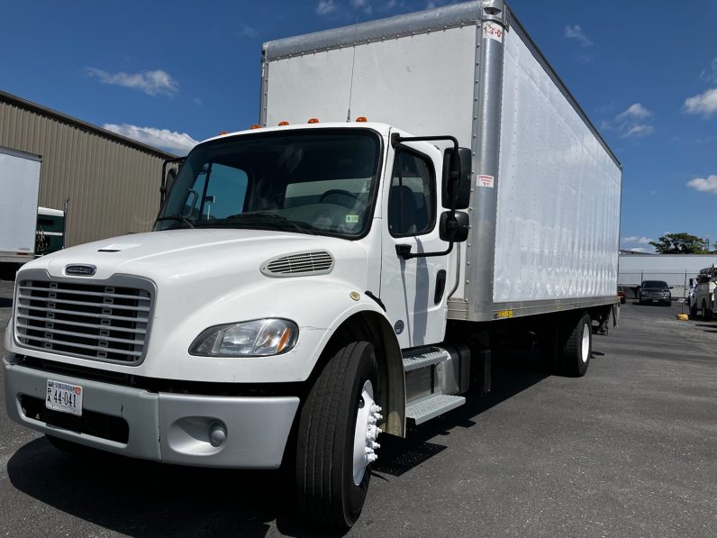 
								Used 2018 Freightliner M2 106 Box Truck in Harrisonburg Virginia full									