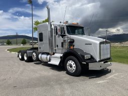 Used 2020 Kenworth T800 Sleeper in Spokane Washington