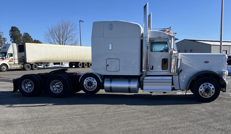 
								Used 2021 Peterbilt 389 Sleeper in Missoula Montana full									