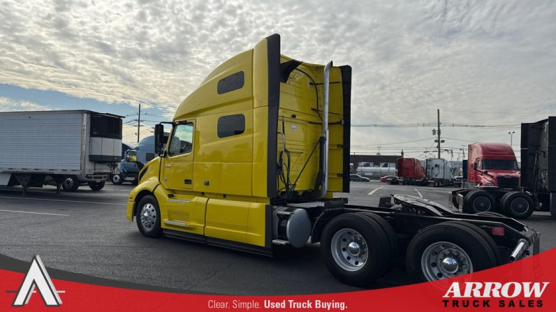 
								Used 2021 Volvo VNL64T760 Sleeper in Elizabeth New Jersey full									
