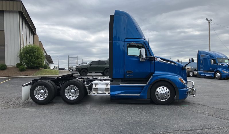 
								Used 2023 Kenworth T680 NEXT GEN Day Cab in Roanoke Virginia full									