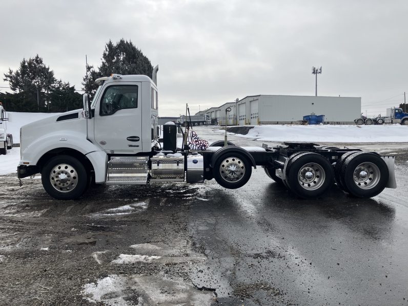 
								Used 2024 Kenworth T880 Day Cab in Boise Idaho full									