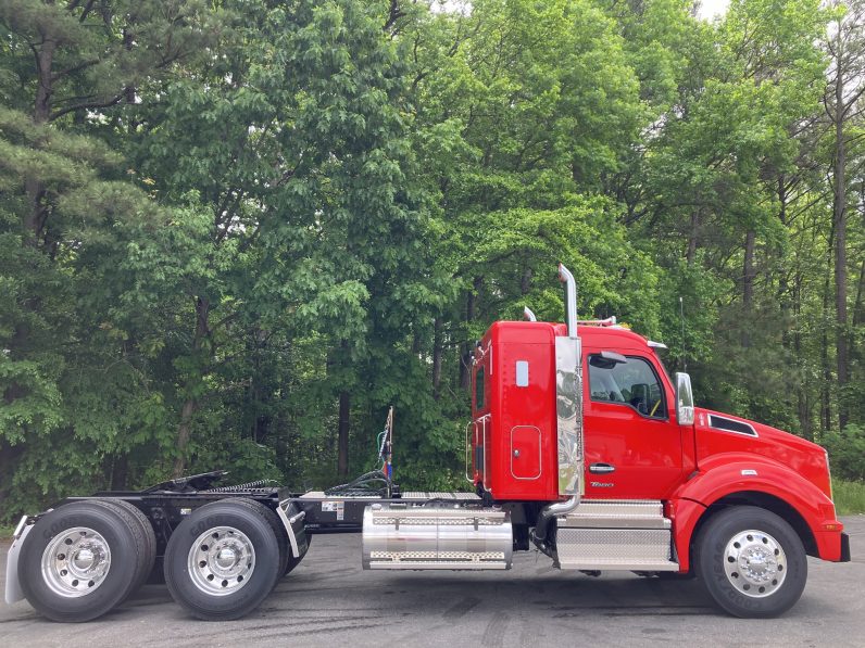 
								New 2025 Kenworth T880 Sleeper in Richmond Virginia full									