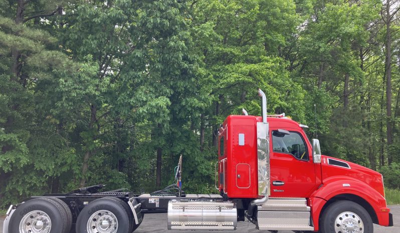 
								New 2025 Kenworth T880 Sleeper in Richmond Virginia full									