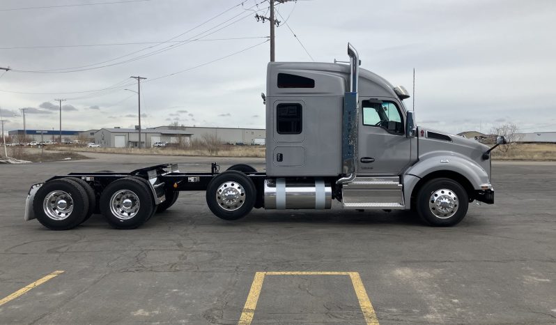 
								New 2025 Kenworth T880 Sleeper in Salt Lake Utah full									