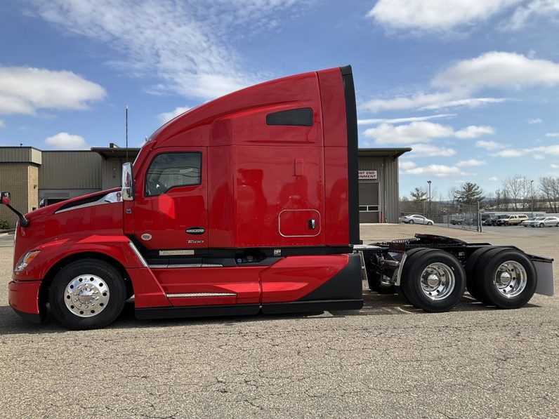 
								New 2025 Kenworth T680 Sleeper in Harrisonburg Virginia full									