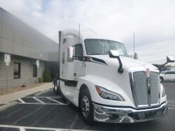 New 2025 Kenworth T680 Sleeper in Hagerstown Maryland