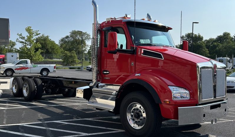 
								New 2025 Kenworth T880 Day Cab in Hagerstown Virginia full									