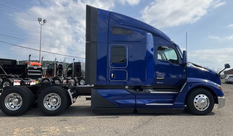 
								New 2025 Kenworth T680 Sleeper in Harrisonburg Virginia full									