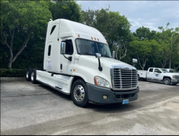 Used 2012 Freightliner CASCADIA 116 Sleeper in Miami Florida