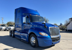 Used 2020 International LT625 Sleeper in Irving Texas