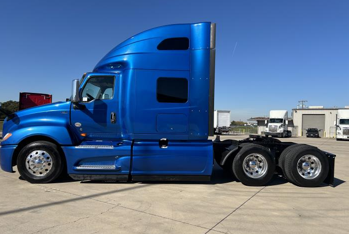 
								Used 2020 International LT625 Sleeper in Irving Texas full									