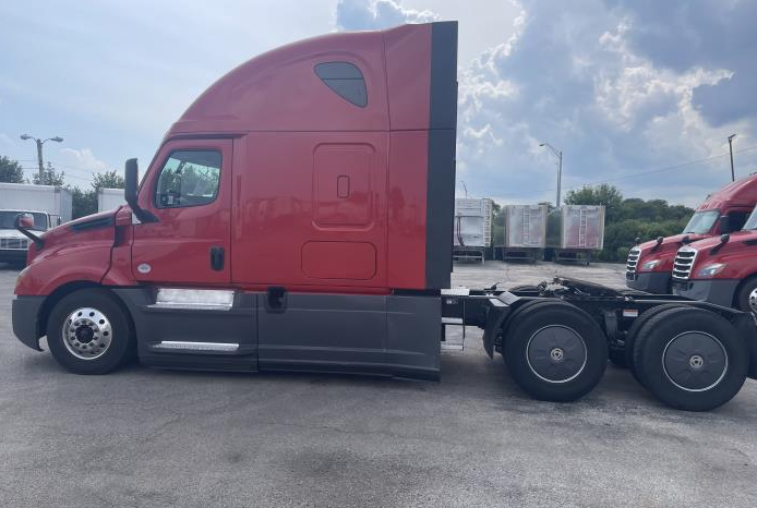 
								Used 2021 Freightliner Cascadia Sleeper in Willowbrook Illinois full									